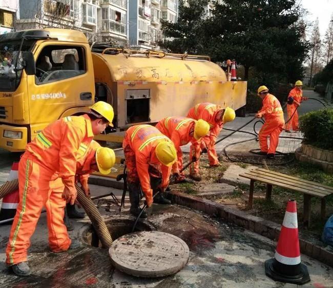 阳日镇市政管道清淤